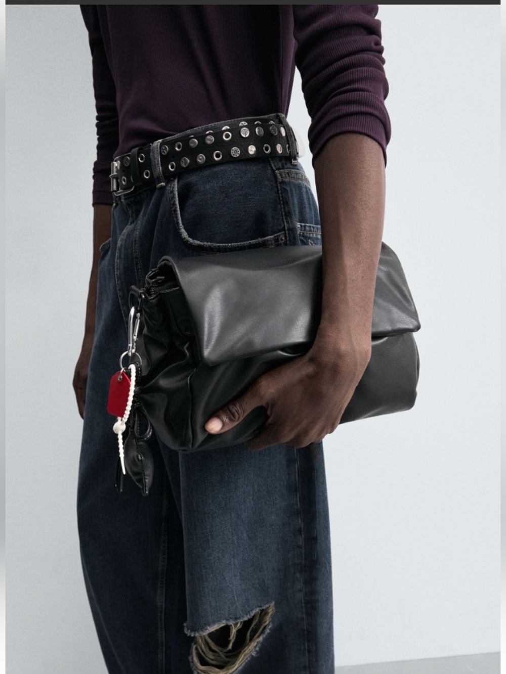 Zara Crossbody Bag with Flap and Keyring in black